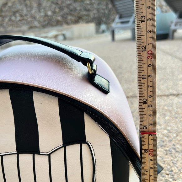 Betsey Johnson Striped Cat Mini Backpack Purse Gold Heart Nose Kawaii Y2K Bag - Picture 11 of 11